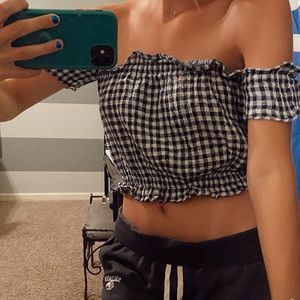 American eagle off the shoulder size small